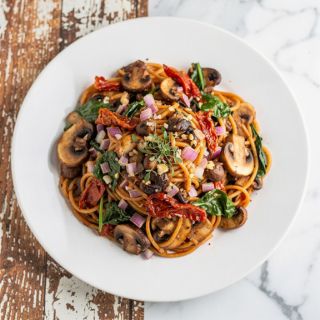 Sun Dried Tomato Veggie Pasta (oil-free, gluten-free)