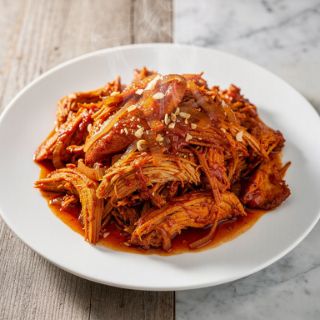 Slow Cooker Shredded BBQ Chicken